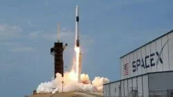 SpaceX, arka arkaya 2 roket birden fırlatarak yeni bir rekor kıracak